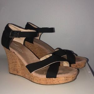 TOMS Wedges